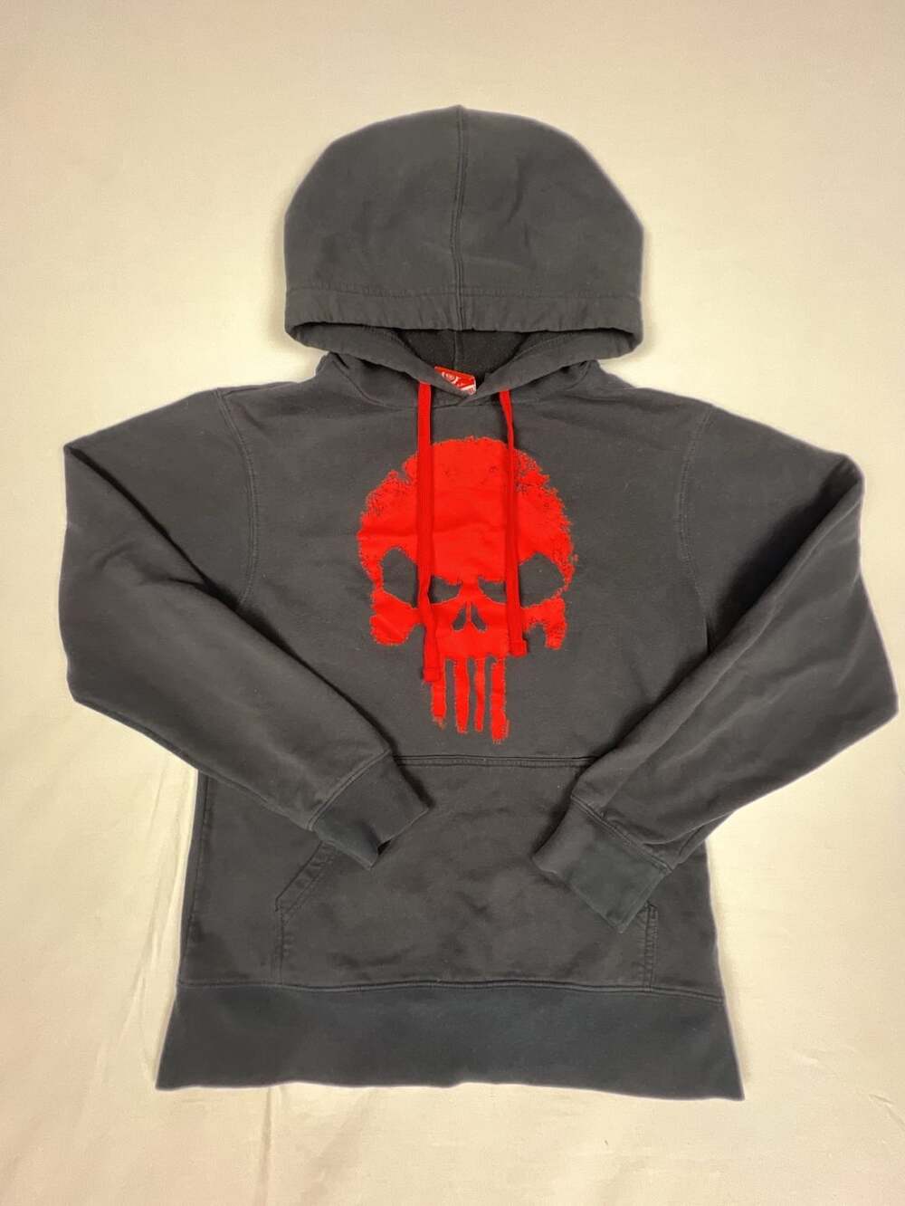 Marvel The Punisher Hoodie Black Red Skull Graphic